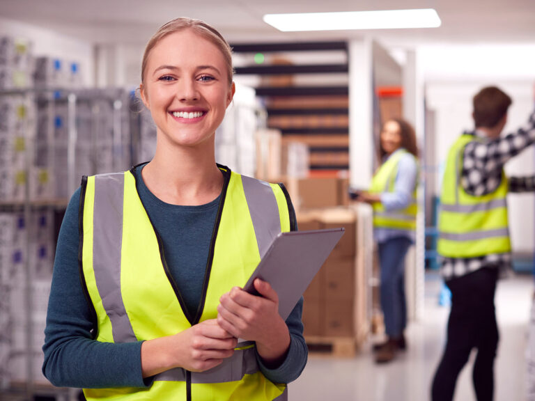 Lehrgang mit IHK-Prüfung. Vorbereitungslehrgang Fachlagerist